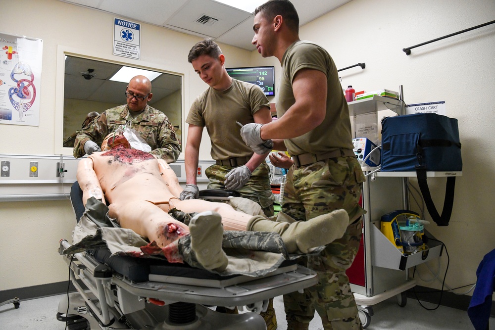 106th Medical Group Get Hands-On in Alaska