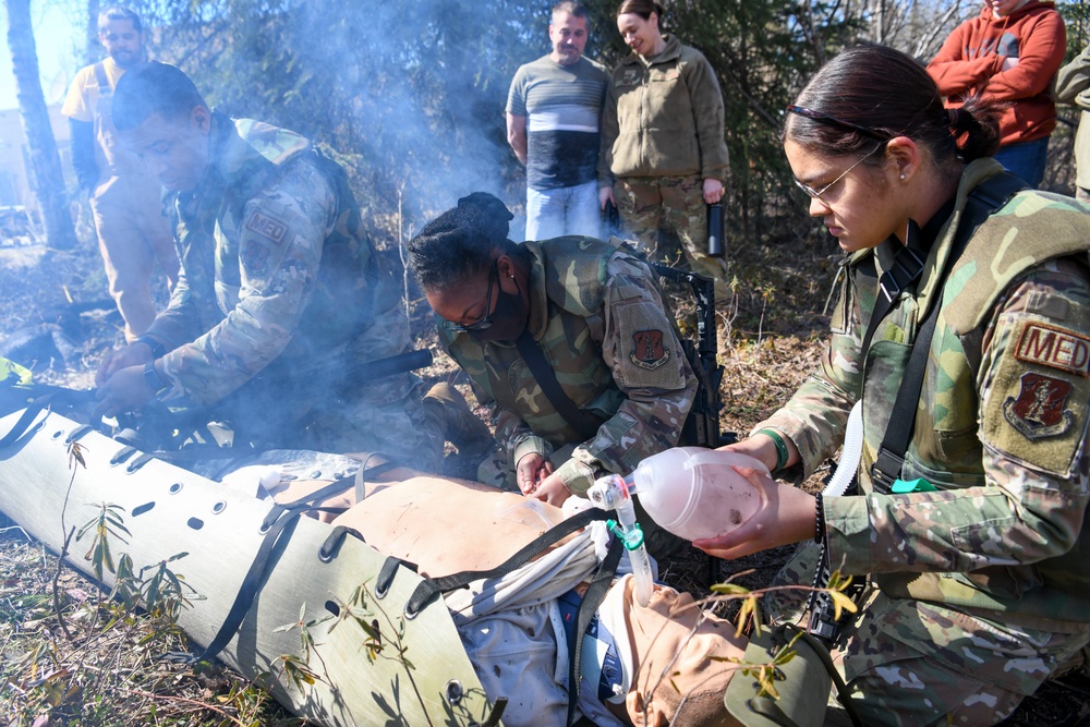 106th Medical Group Get Hands-On in Alaska