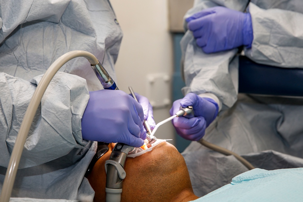 Abraham Lincoln Sailors perform dental procedures