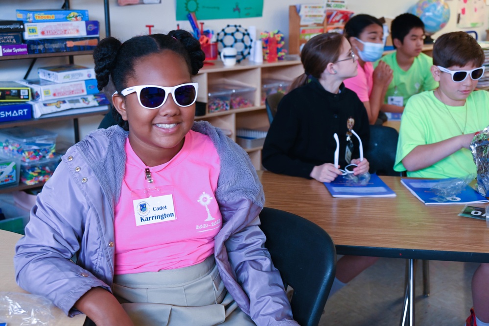 Tinker employees teach students about STEM career opportunities at STARBASE Oklahoma