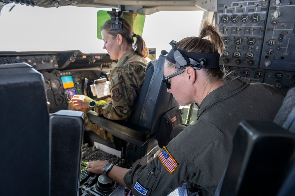 All-female 'Parade of Heavies' performs in 'Wings Over Solano' air show