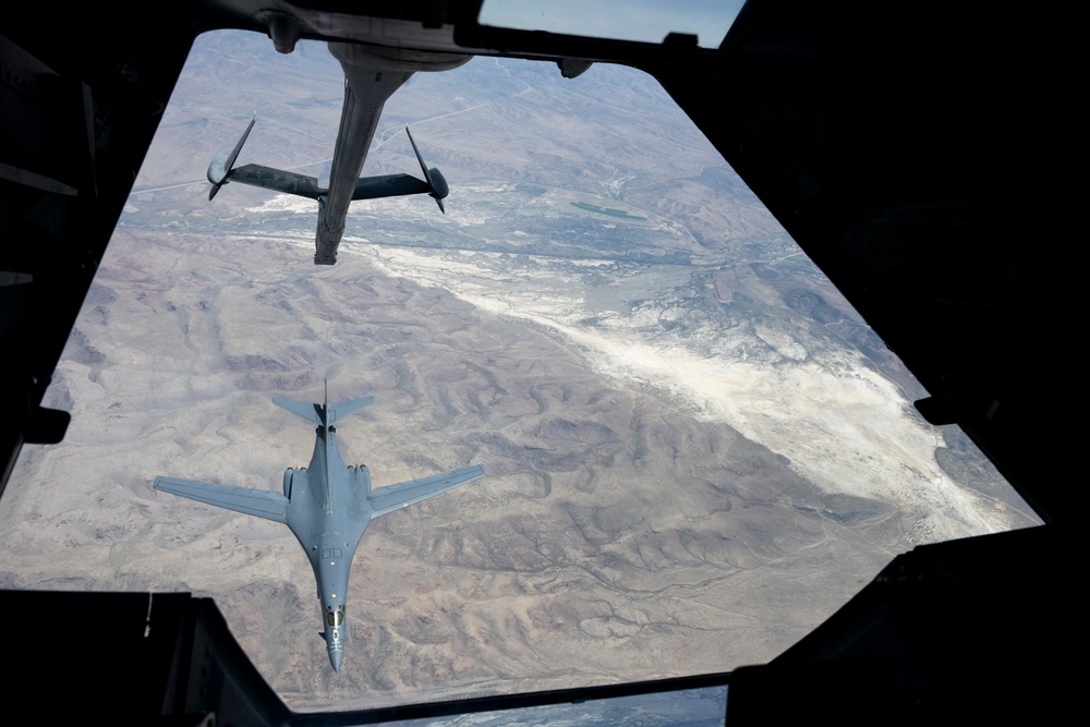 All-female 'Parade of Heavies' performs in 'Wings Over Solano' air show