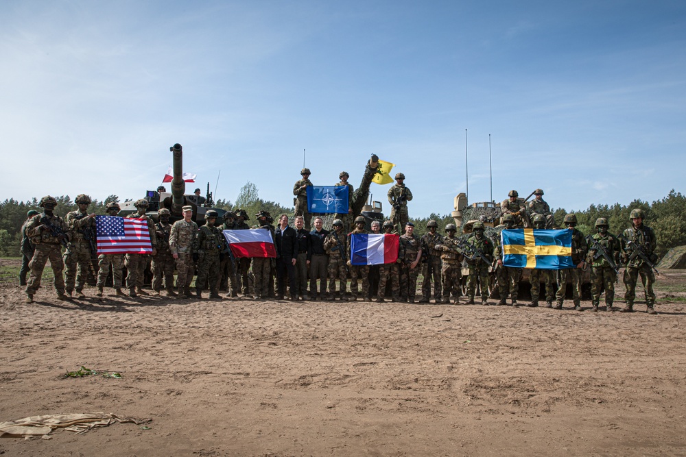 NATO Allies Complete Historic Wet-Gap Crossing