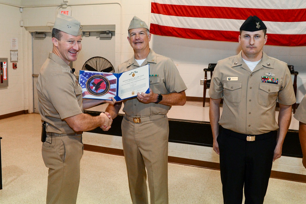 NRC Shreveport Sailors Receive Medals for Saving Shipmate’s Life