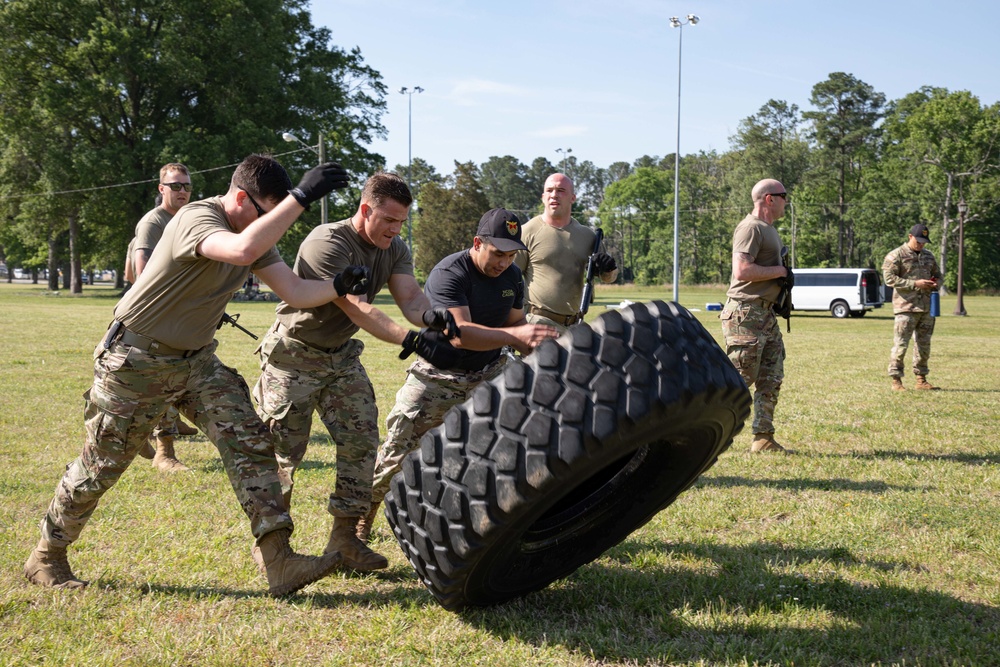 NCOA-E ALC Students Take On Commandant's Challenge!