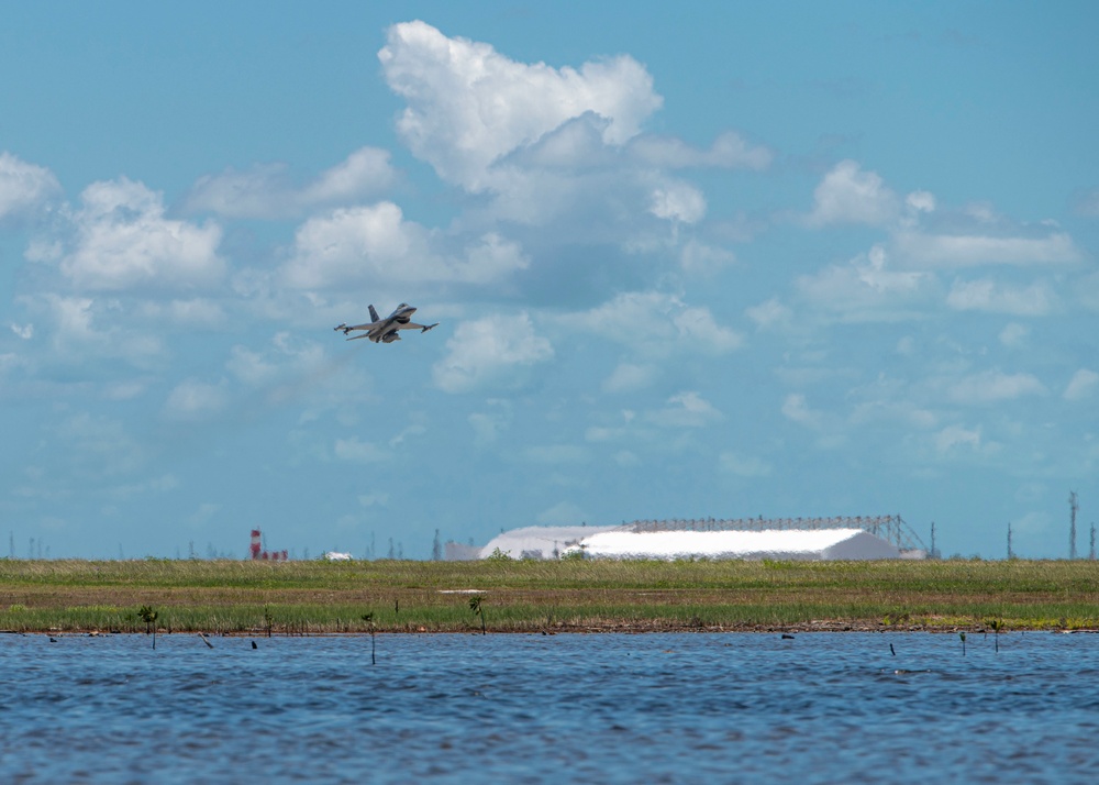 Wisconsin Airmen complete air combat training at NAS Key West