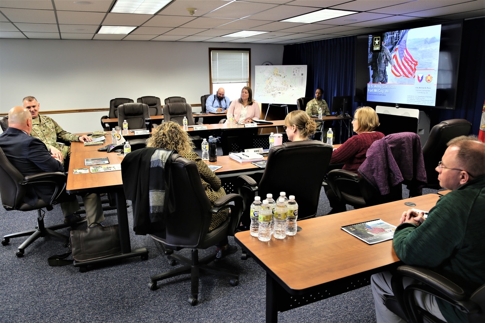 Army Reserve leader visits Fort McCoy; learns more about installation, workforce