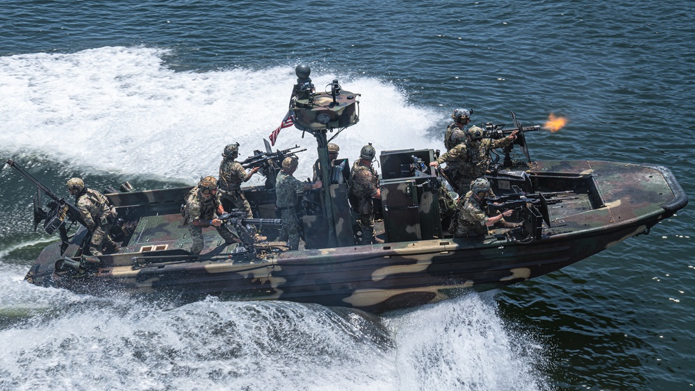 USSOCOM demonstrates Special Operations Forces tactics in Tampa