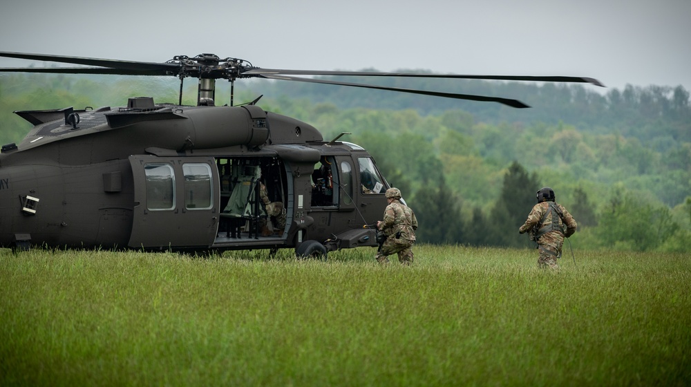 Soldiers compete in the National Guard Bureau Region 2 Best Warrior Competition