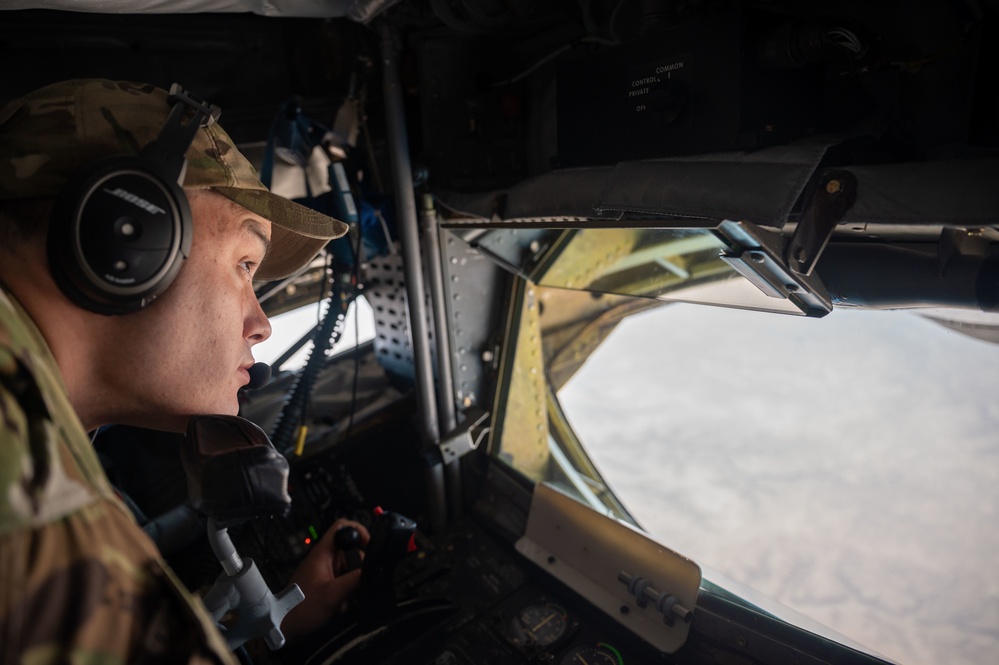 U.S. Air Force KC-135 refuels F-15s