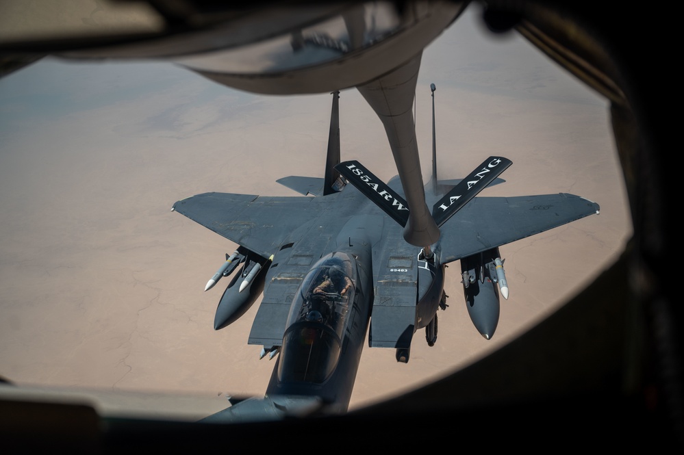 U.S. Air Force KC-135 refuels F-15s