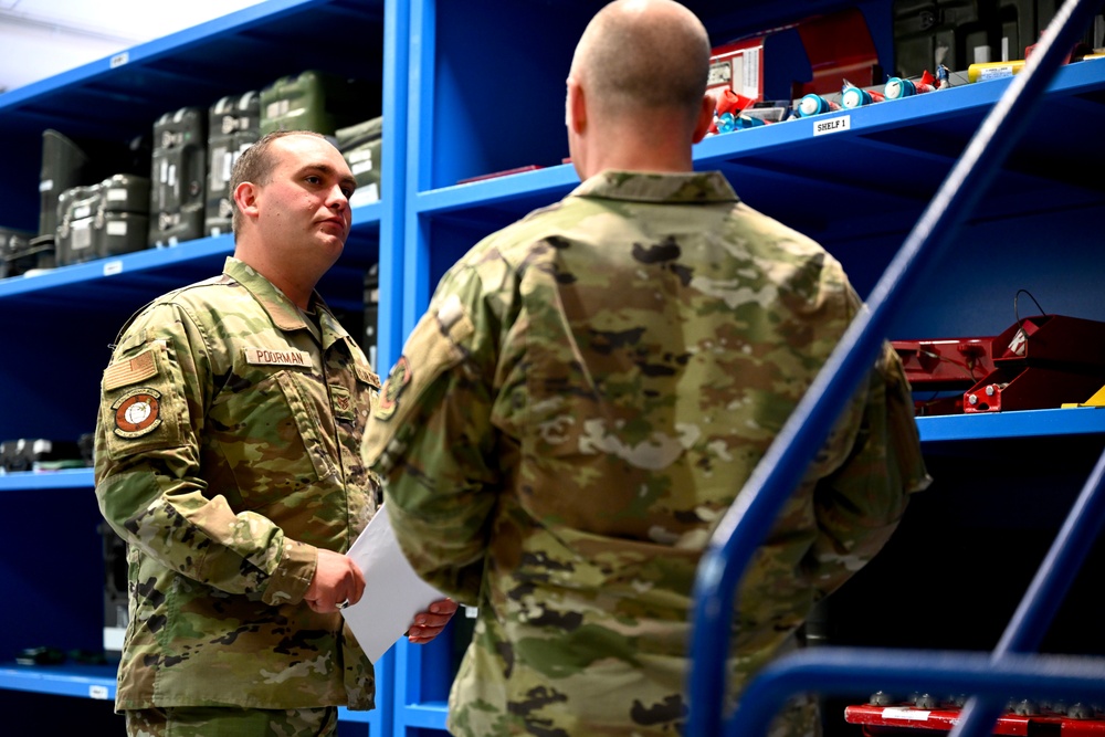 521st AMOW Command Chief visits 728 AMS