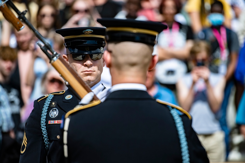 Spanish Minister of Defense Margarita Robles Participates in a Public Wreath-Laying Ceremony at the Tomb of the Unknown Soldier
