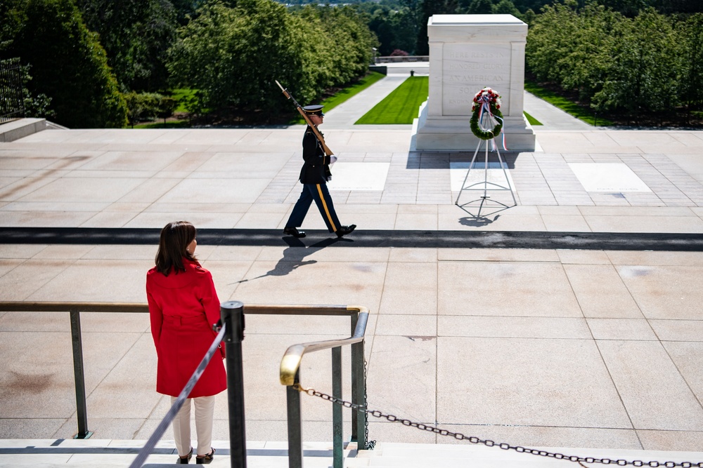 Spanish Minister of Defense Margarita Robles Participates in a Public Wreath-Laying Ceremony at the Tomb of the Unknown Soldier