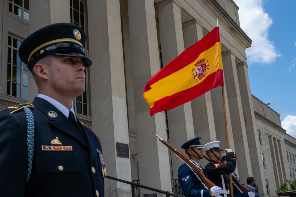 Secretary of Defense Lloyd J. Austin III holds a meeting with Spanish Defense Minister Margarita Robles