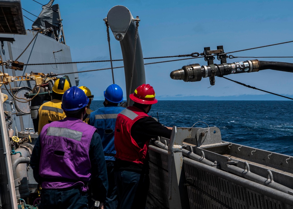 Gridley conducts a replenishment-at-sea with the Military Sealift Command fleet replenishment oiler USNS Rappahannock (T-AO 204)