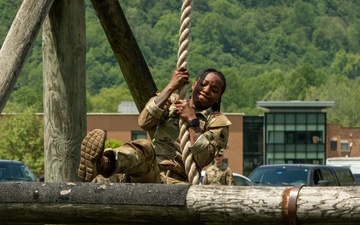 Soldiers compete in the National Guard Bureau Region 2 Best Warrior Competition