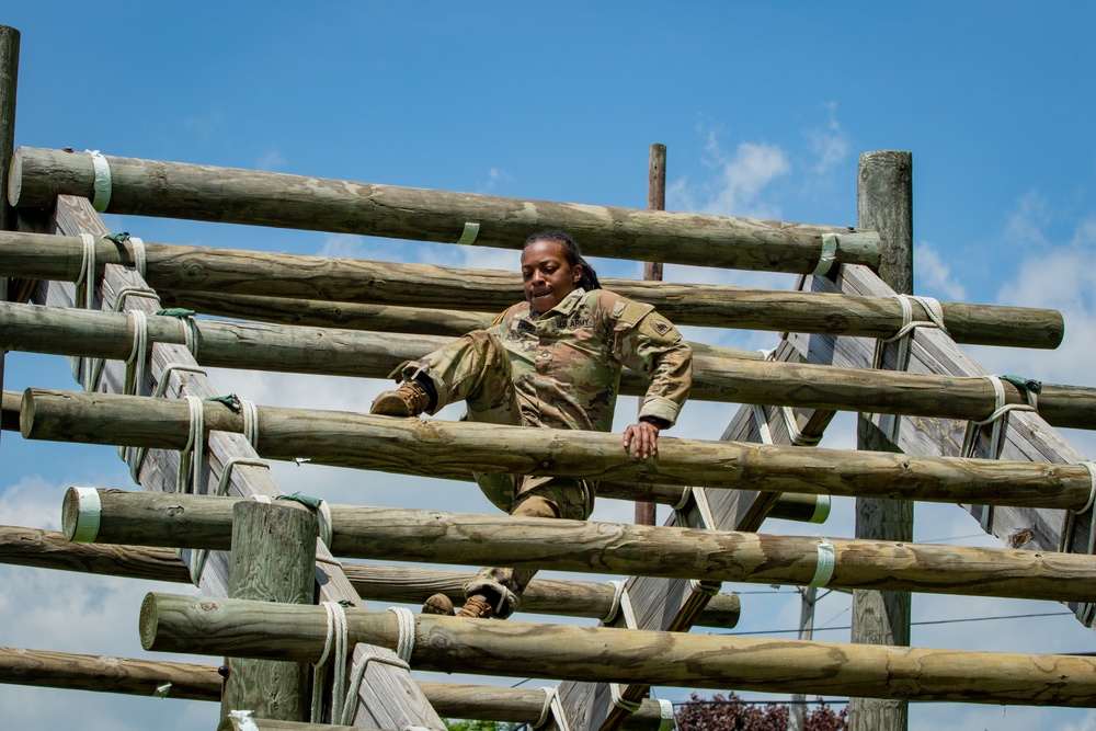 Soldiers compete in the National Guard Bureau Region 2 Best Warrior Competition