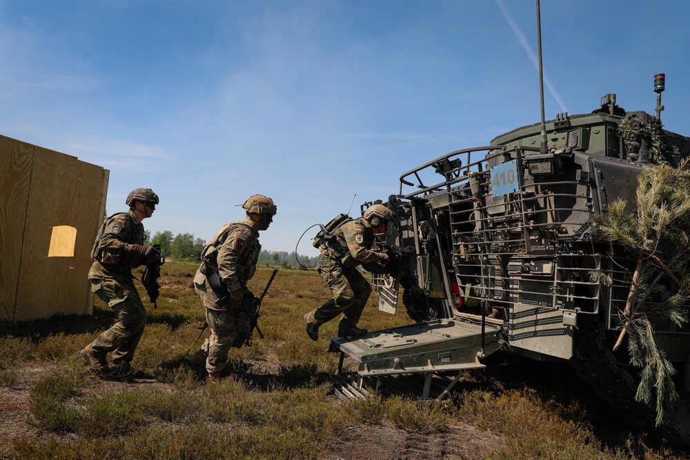 U.S. and German Soldiers conduct live fire exercise at OTA
