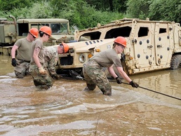 Active, Guard and Reserve Soldiers attend Fort Custer vehicle recovery course