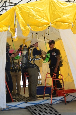 White Sands Missile Range preps for the landing and recovery of the CST-100 Starliner spacecraft [Image 4 of 6]