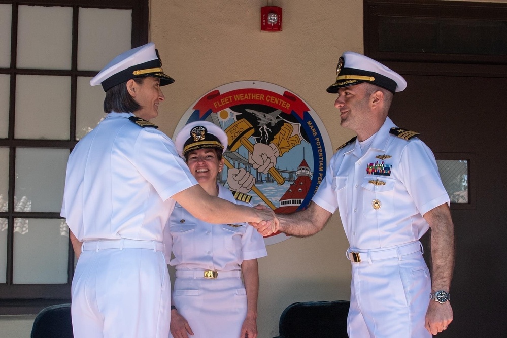 CHANGE OF COMMAND FOR STRIKE GROUP OCEANOGRAPHY SAN DIEGO