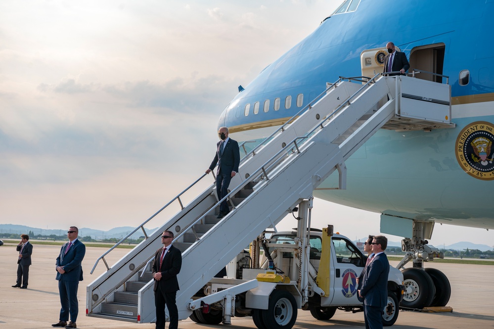 President Biden visits Osan AB during first official ROK trip