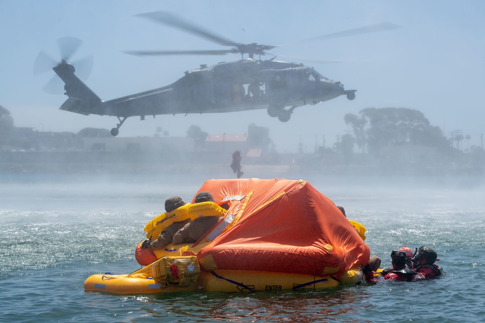 HSC-3 SARMM Participates in PR Event with 1st Marine Division