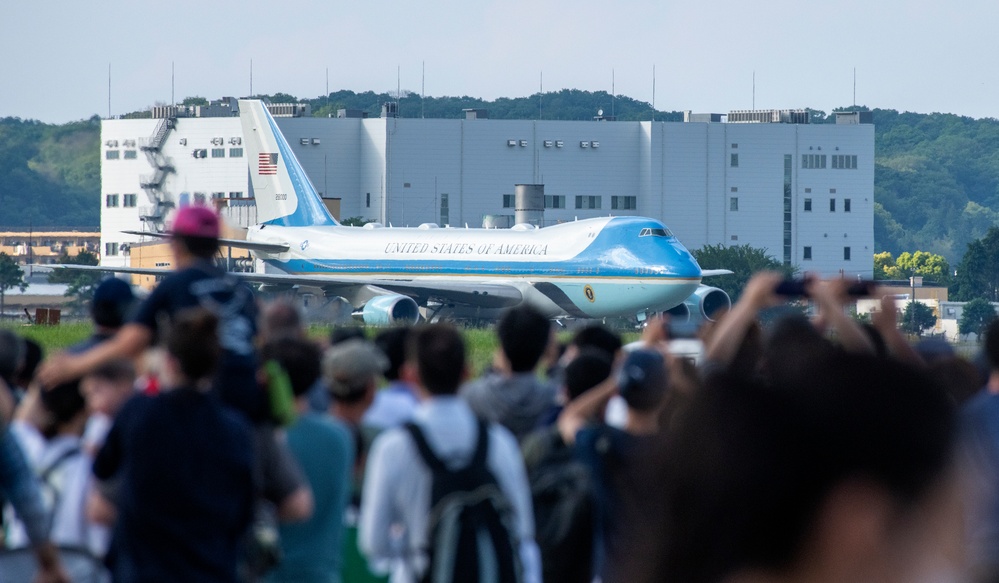Air Force One arrives at Yokota during the Japanese-American Friendship Festival 2022