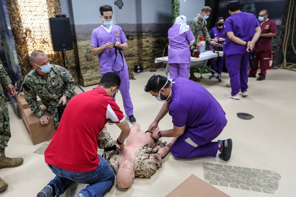 ND 22: ERSS 27 and Bahrain Defense Force Royal Medical Team exchange