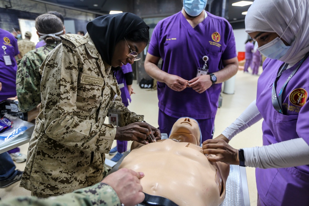 ND 22: ERSS 27 and Bahrain Defense Force Royal Medical Team exchange