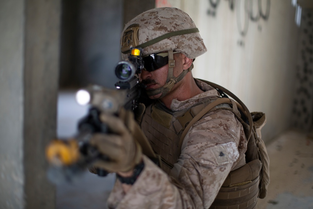 Neon Defender 22 FAST FINEX