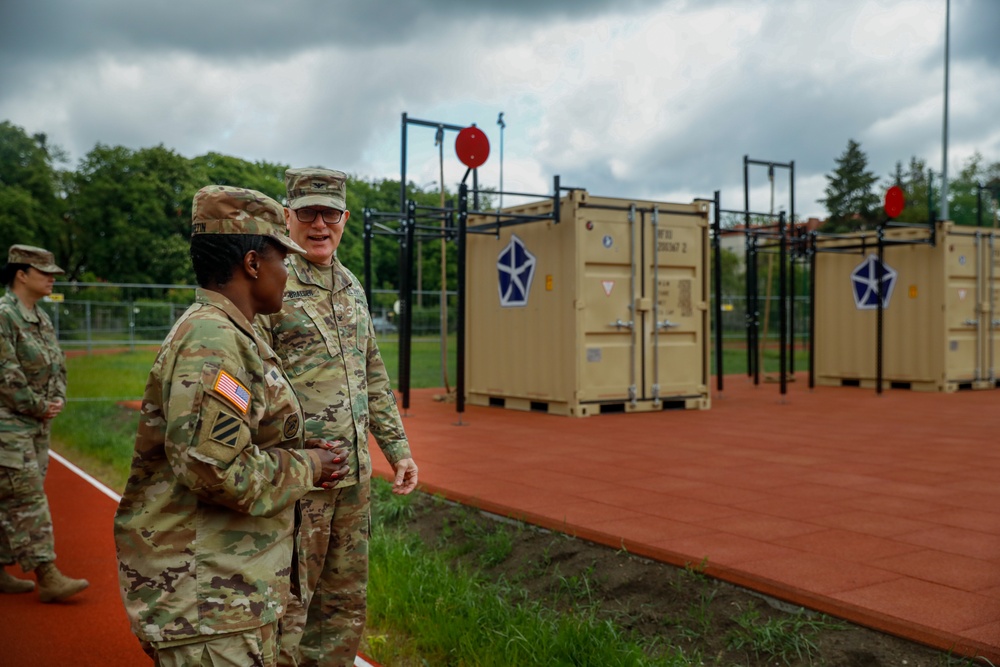 Inspector General of the Army visits V Corps Forward