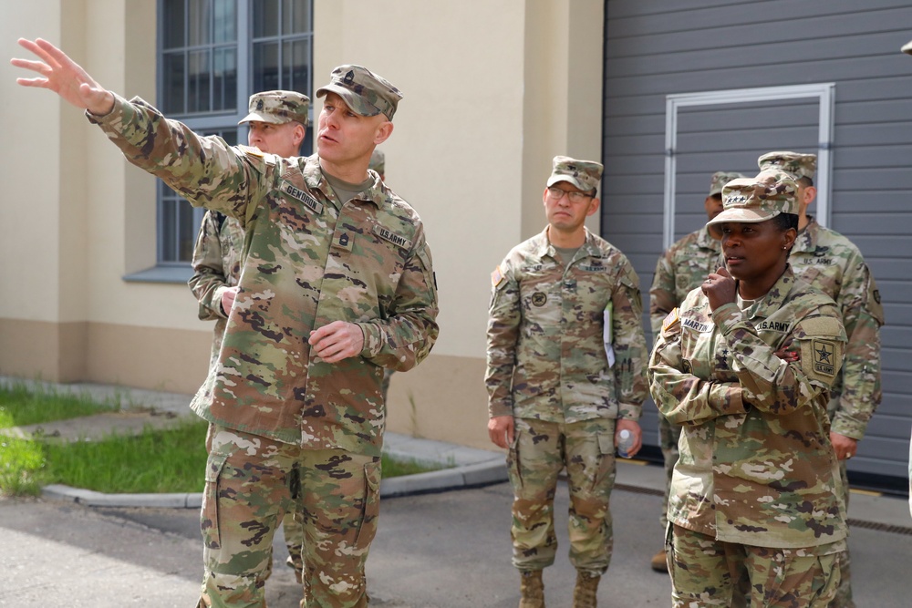 Inspector General of the Army visits V Corps Forward