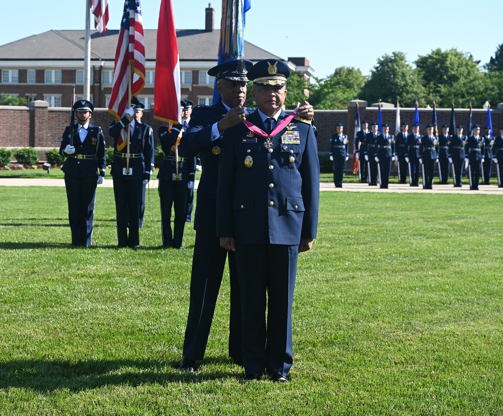 CSAF Welcomes Indosian Air Chief