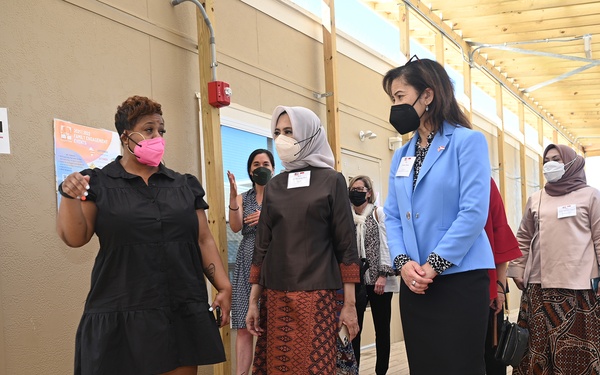 Air Chief Spouses Tour School