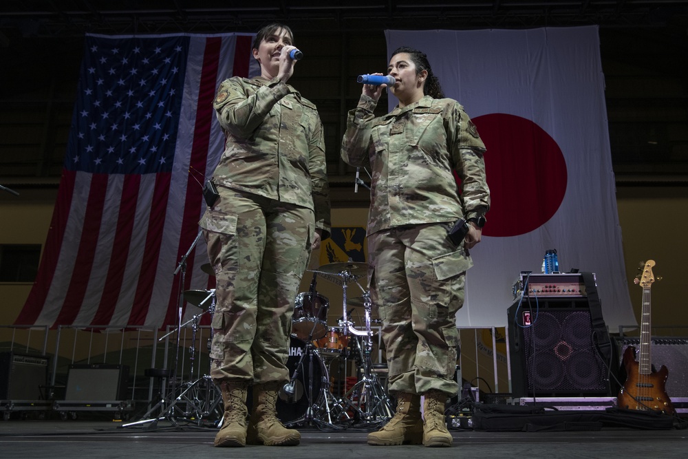 Yokota Friendship Festival finished first day with anthems, fireworks