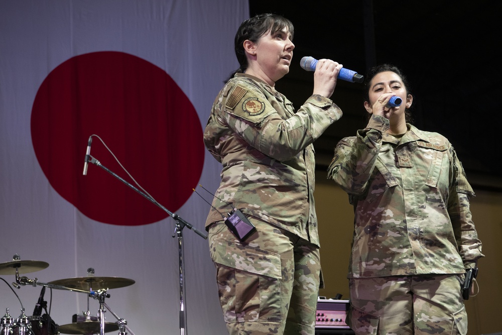 Yokota Friendship Festival finished first day with anthems, fireworks