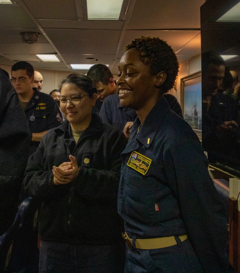 Sailor Receives Surface Warfare Officer Pin Aboard USS Dewey (DDG 105)