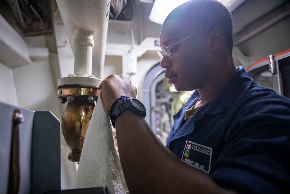 Sailors Conduct Daily Cleaning Stations Aboard USS Dewey (DDG 105)