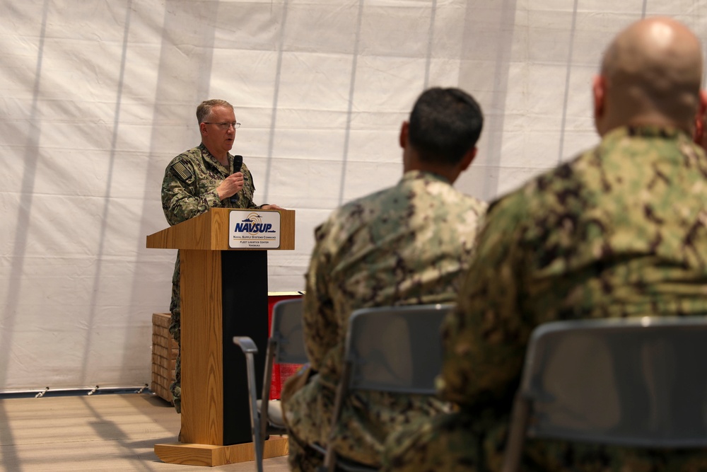 CSG-7 Peaks at an NMCRS Award Ceremony