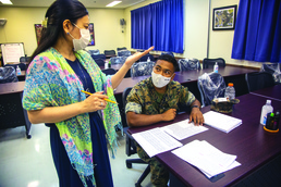 Marines attend survival Japanese writing course