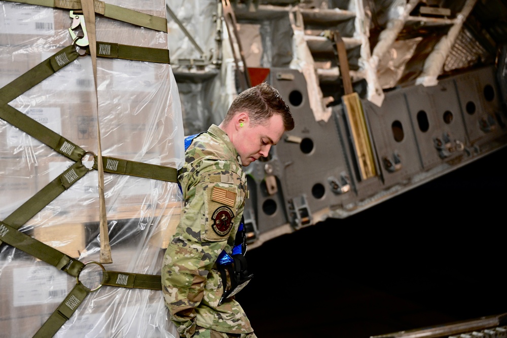 521st AMOW, Total Force aircrew execute first Operation Fly Formula delivery
