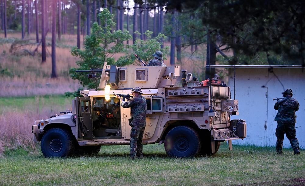 Green Beret Candidates Undergo Robin Sage Exercise