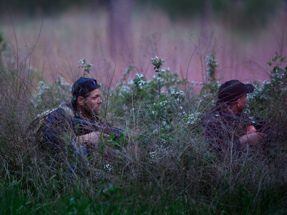 Green Beret Candidates Undergo Robin Sage Exercise