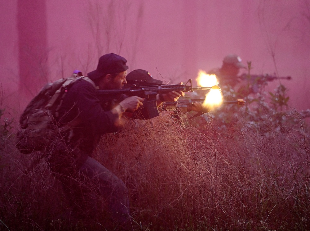 Green Beret Candidates Undergo Robin Sage Exercise