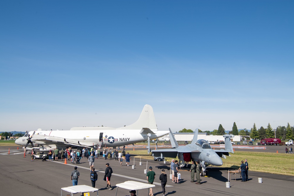 2022 Oregon International Airshow All-Female Lineup