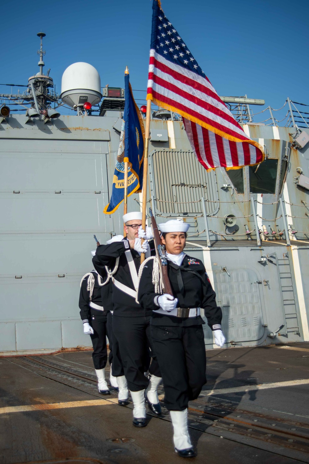 USS Jason Dunham (DDG 109) Conduct a Memorial Ceremony