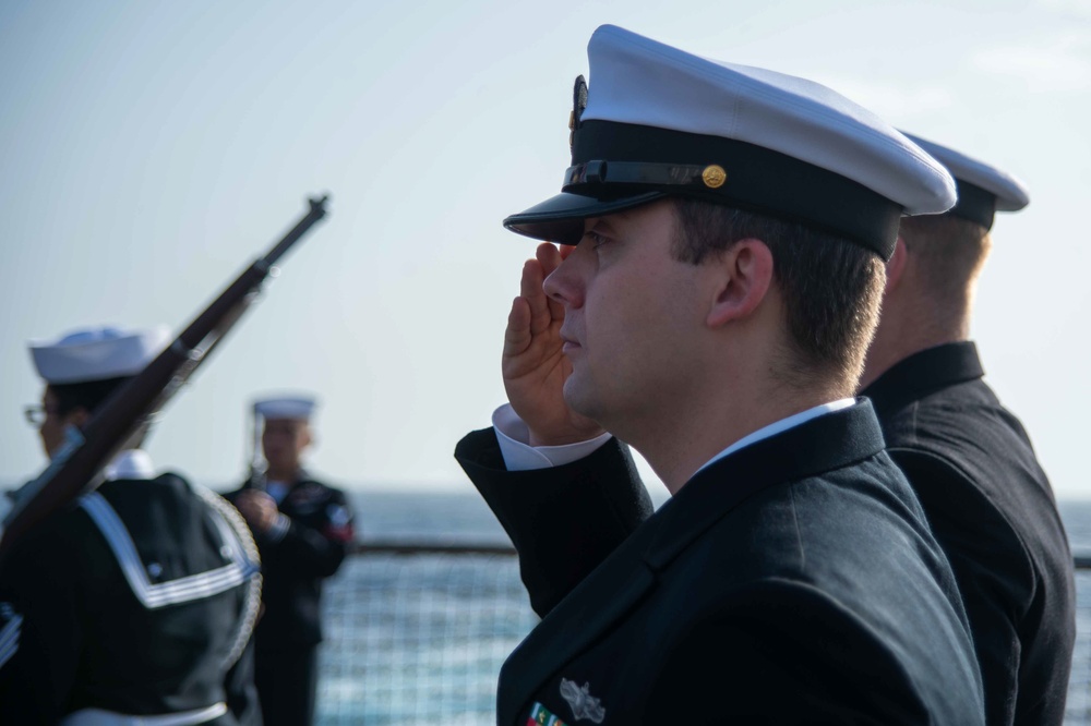 USS Jason Dunham (DDG 109) Conduct a Memorial Ceremony