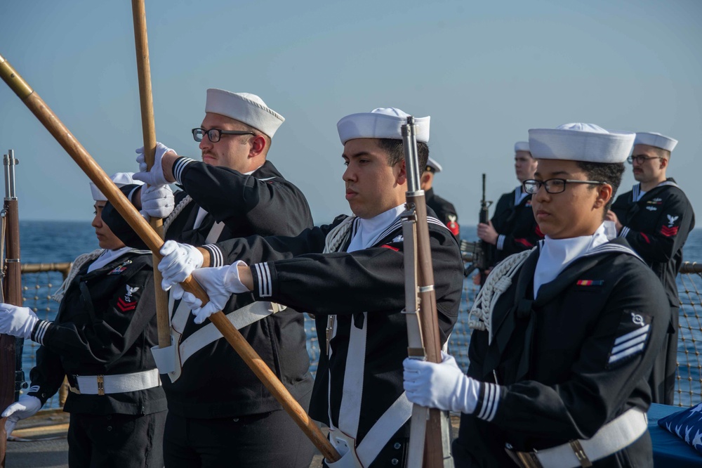 USS Jason Dunham (DDG 109) Conduct a Memorial Ceremony